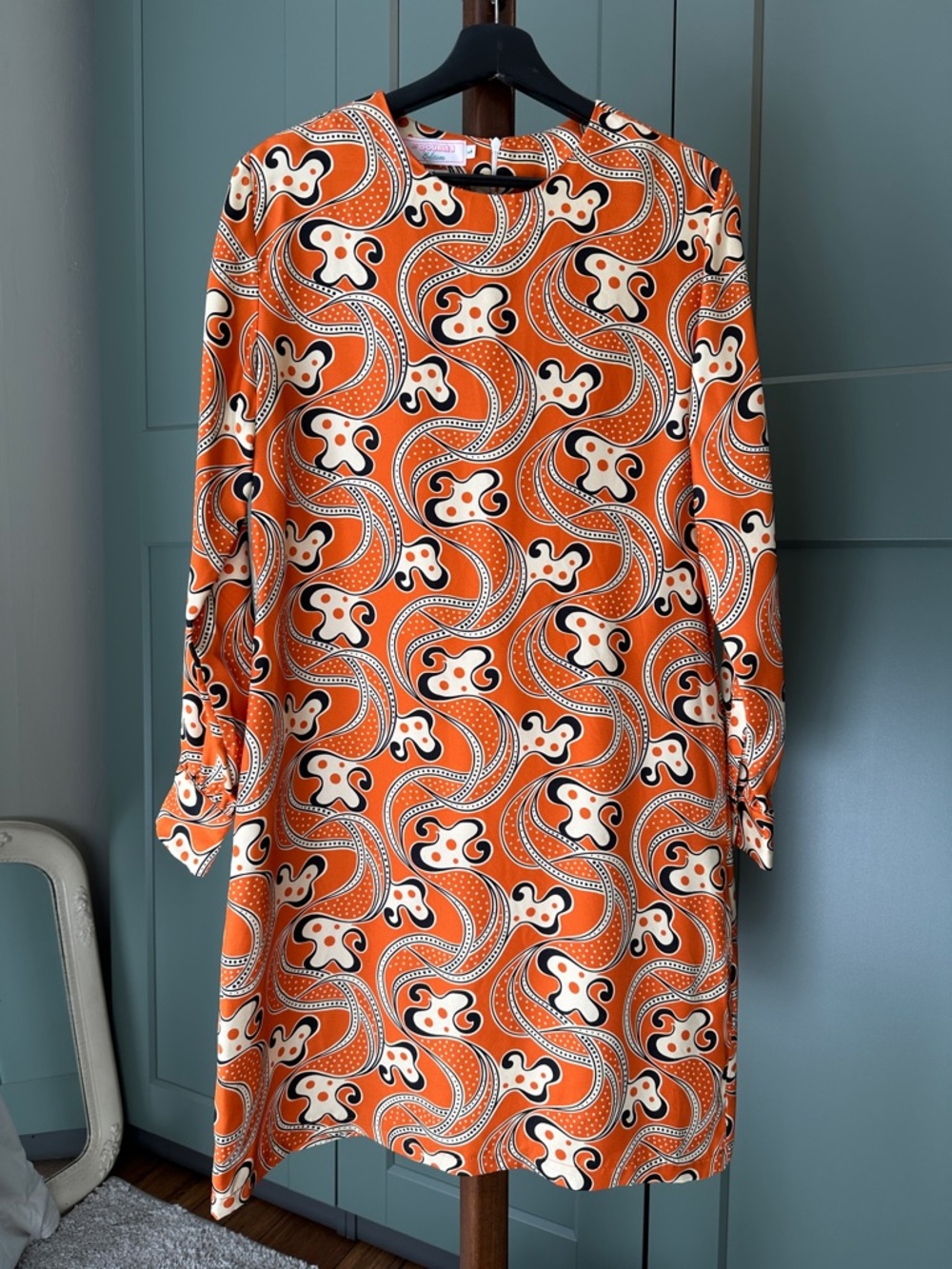 LA DoubleJ Orange Cream & Black Retro Long Sleeve Shift Dress